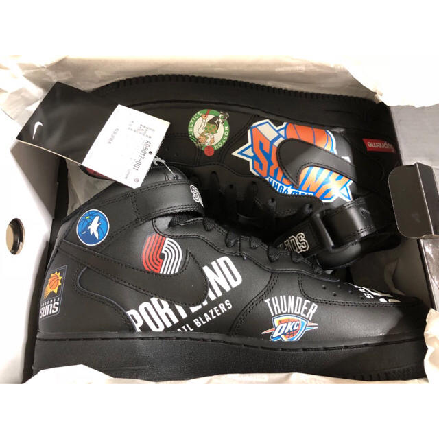 Supreme(シュプリーム)のSupreme NBA Teams Air Force1 27.5cm 黒 メンズの靴/シューズ(スニーカー)の商品写真