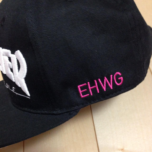 E hyphen world gallery(イーハイフンワールドギャラリー)のEhwg×THRASHER / CAP レディースの帽子(キャップ)の商品写真