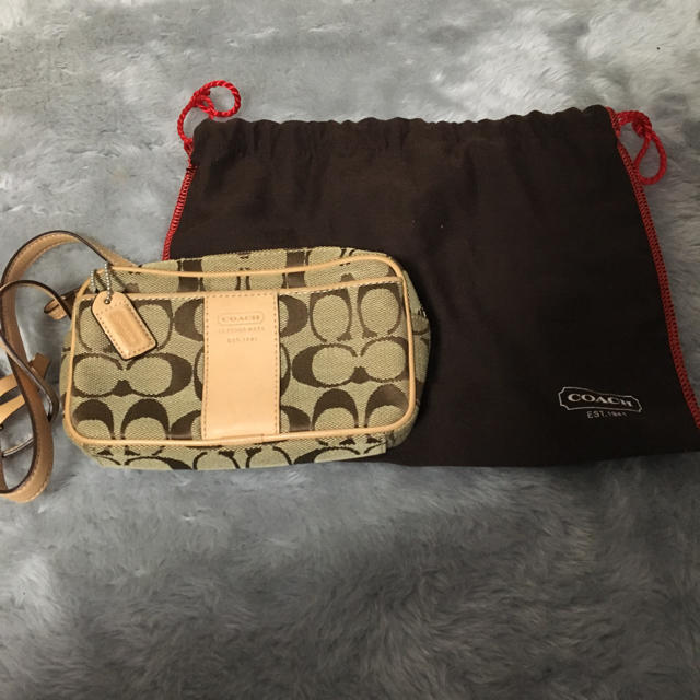 COACH(コーチ)のCOACH ウェストポーチ レディースのバッグ(ボディバッグ/ウエストポーチ)の商品写真