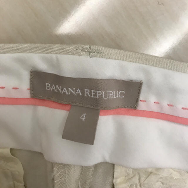 Banana Republic(バナナリパブリック)のBANANA REPUBLIC✨クロップドパンツ レディースのパンツ(クロップドパンツ)の商品写真