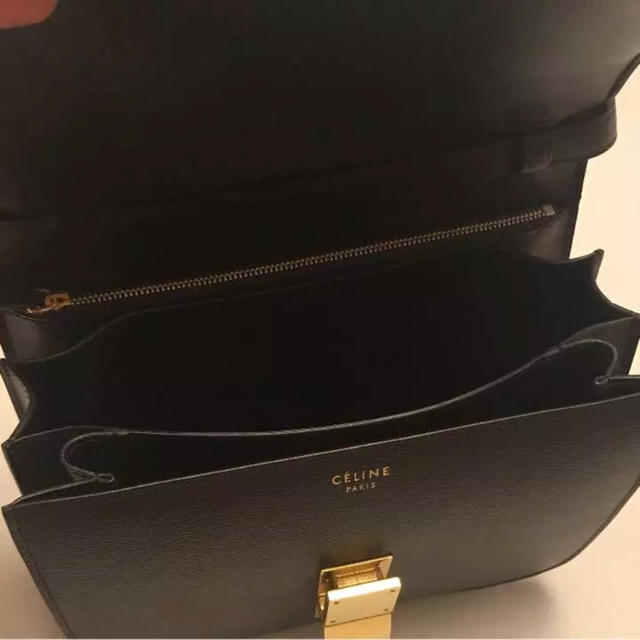 celine(セリーヌ)のCeline（セリーヌ） ミディアム   クラシックバッグ レア物 レディースのバッグ(ショルダーバッグ)の商品写真