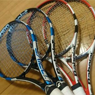 バボラ(Babolat)のバボラ ピュアドライブ2015 2本とピュアストームツアー 2本にラケットバッグ(ラケット)