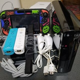 ウィーユー(Wii U)の値引き中//WiiU遊べるセット(家庭用ゲーム機本体)