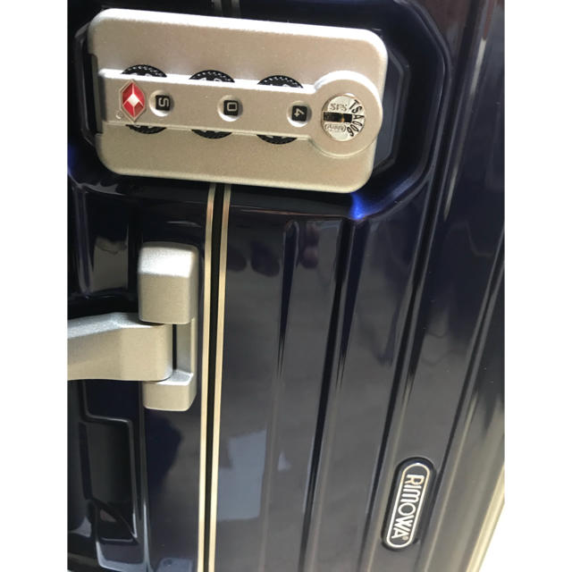 RIMOWA(リモワ)の新品！送料込リモワスーツケース リンボ インテリア/住まい/日用品の日用品/生活雑貨/旅行(旅行用品)の商品写真