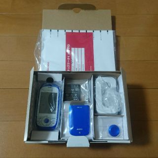 エヌティティドコモ(NTTdocomo)のdocomoキッズケータイ　HW-01D/ブルー(携帯電話本体)