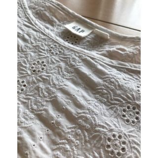 ギャップ(GAP)の美品☆ GAP 刺繍入り カットソー七分袖(カットソー(長袖/七分))