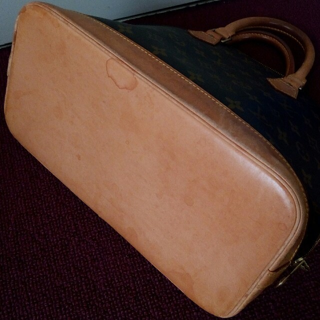LOUIS VUITTON(ルイヴィトン)のルイヴィトン アルマ モノグラム レディースのバッグ(ハンドバッグ)の商品写真
