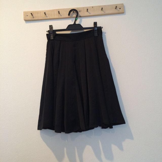 URBAN RESEARCH(アーバンリサーチ)のアーバンリサーチ☆フレアスカート新品 レディースのスカート(ひざ丈スカート)の商品写真