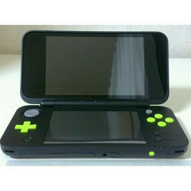 Nintendo new2DSLL 本体 ブラック×ライム