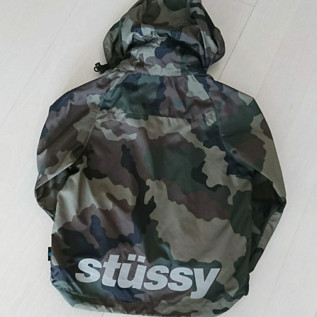 STUSSY(ステューシー)のきょこ様専用☆☆☆☆☆STUSSYキッズ ナイロンパーカー 90size キッズ/ベビー/マタニティのキッズ服男の子用(90cm~)(ジャケット/上着)の商品写真