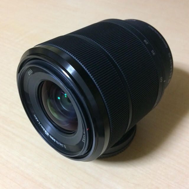 SONY(ソニー)の【美品・送料無料】FE 28-70mm F3.5-5.6 OSS スマホ/家電/カメラのカメラ(レンズ(ズーム))の商品写真