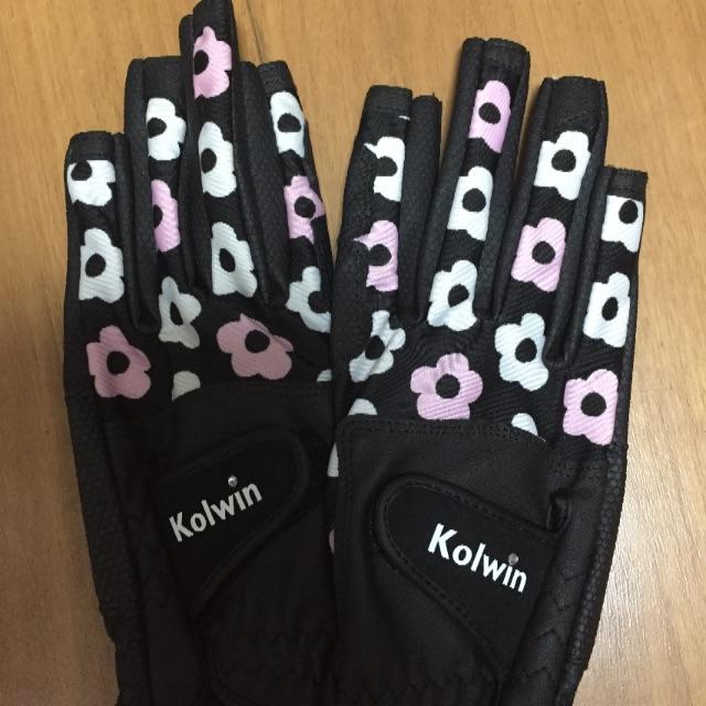 Kolwin 両手グローブ スポーツ/アウトドアのゴルフ(その他)の商品写真