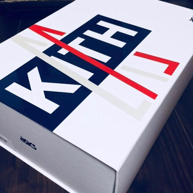 MONCLER(モンクレール)のKITH × Moncler × Asics GEL-LYTE Ⅲ Nevy メンズの靴/シューズ(スニーカー)の商品写真