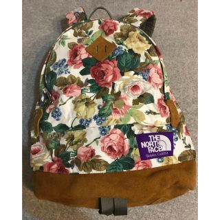 ザノースフェイス(THE NORTH FACE)のノースフェイス花柄リュック(リュック/バックパック)