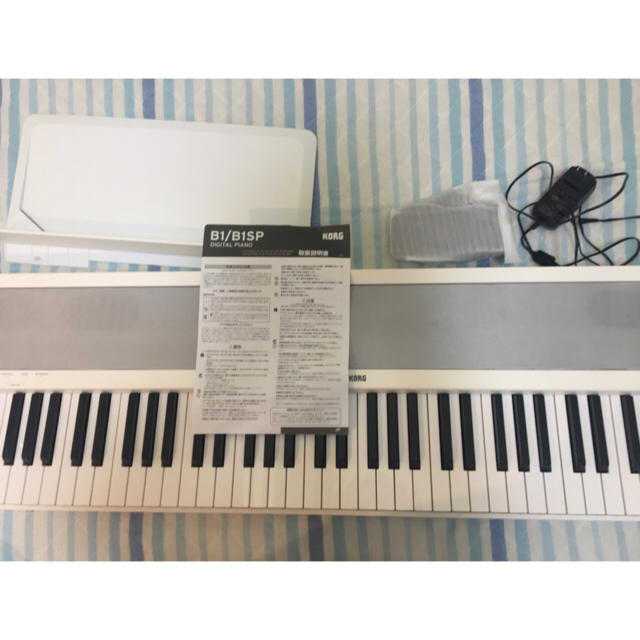 KORG(コルグ)のKORG 電子ピアノ B1 WH 88鍵 ホワイト 楽器の鍵盤楽器(電子ピアノ)の商品写真