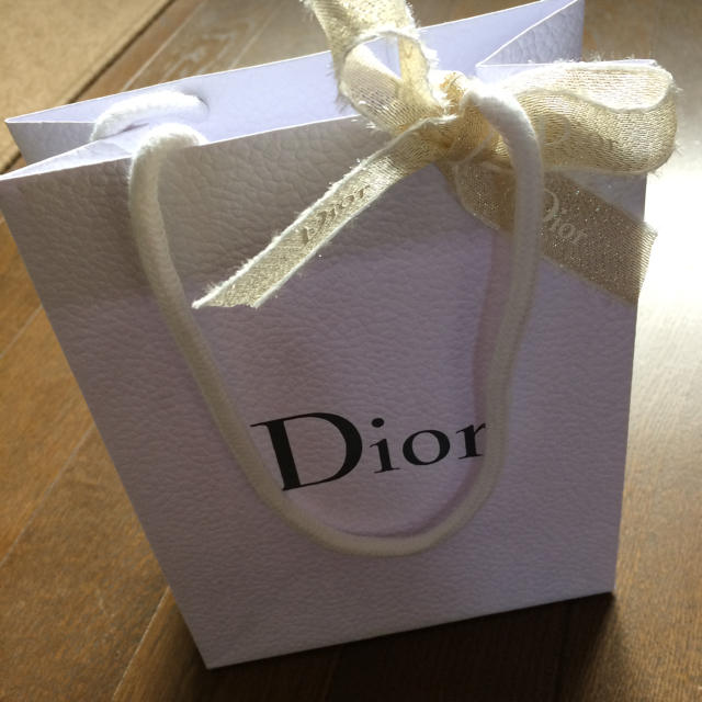 Christian Dior - クリスチャンディオール 紙袋の通販 by しょる Christian Dior - クリスチャンディオール 紙袋の通販 by しょる