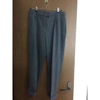 ザラ(ZARA)のZARA パンツ(クロップドパンツ)