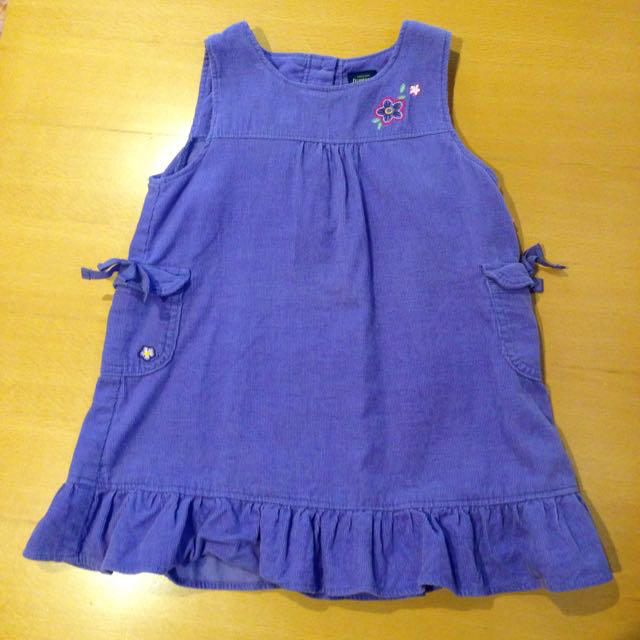 OshKosh(オシュコシュ)の90☆コーデュロイワンピース キッズ/ベビー/マタニティのキッズ服女の子用(90cm~)(その他)の商品写真