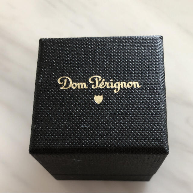 Dom Pérignon(ドンペリニヨン)のドンペリニヨン バッジ エンタメ/ホビーのアニメグッズ(バッジ/ピンバッジ)の商品写真