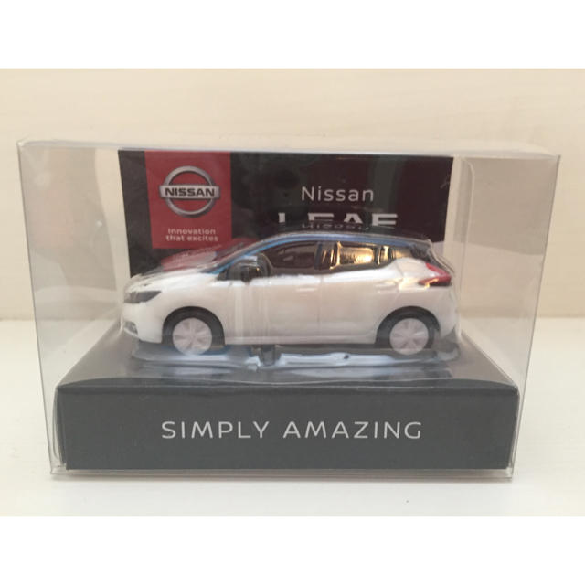 日産(ニッサン)のミニカー 非売品 ✨ LEAF Nissan 日産リーフ エンタメ/ホビーのおもちゃ/ぬいぐるみ(模型/プラモデル)の商品写真