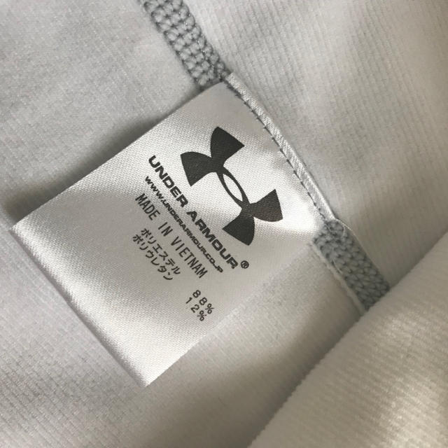 UNDER ARMOUR(アンダーアーマー)の新品未使用 アンダーアーマー メンズのトップス(Tシャツ/カットソー(七分/長袖))の商品写真