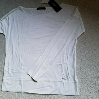ビッキー(VICKY)の☆タグ付き新品☆ビッキーのカットソー(Tシャツ(半袖/袖なし))