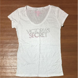 ヴィクトリアズシークレット(Victoria's Secret)の【ヴィクトリアシークレット】ラインストーン Tシャツ(Tシャツ(半袖/袖なし))