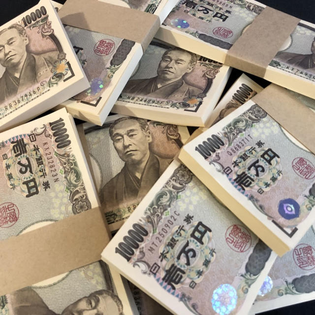 お守り お金 100万円札束 5束 ダミー 金運アップ 新しい財布の中への通販 By 福招き S Shop ラクマ