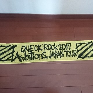 ワンオクロック(ONE OK ROCK)のONE OK ROCK 2017マフラータオル 中古品(ミュージシャン)