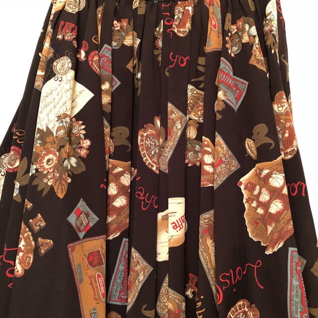 Lois CRAYON(ロイスクレヨン)のロイスクレヨン カフェ柄スカート レディースのスカート(ひざ丈スカート)の商品写真