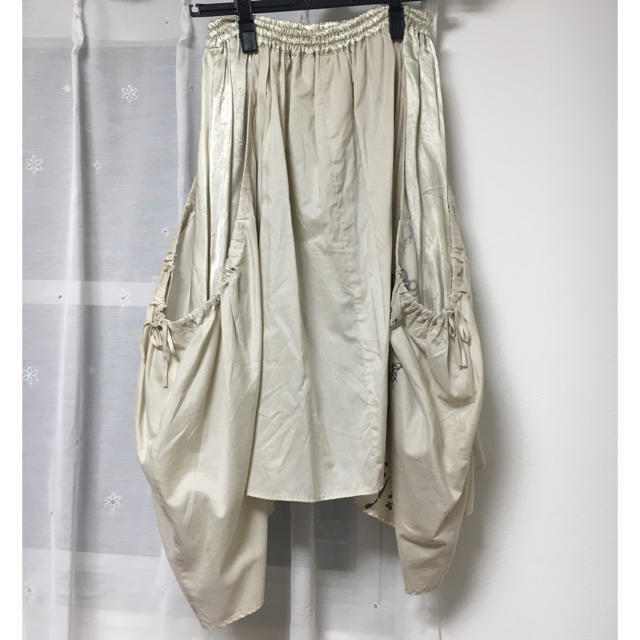 gomme(ゴム)のMさま gommeスカート  ゴム レディースのスカート(ひざ丈スカート)の商品写真