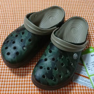 クロックス(crocs)のmove2017様専用 clog band camo Ⅱ M10W12 (サンダル)