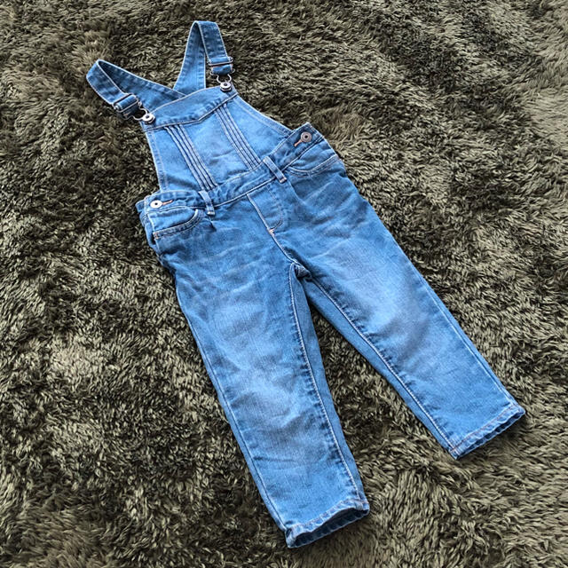 babyGAP(ベビーギャップ)のbaby GAP デニムオールインワン 90cm キッズ/ベビー/マタニティのキッズ服女の子用(90cm~)(パンツ/スパッツ)の商品写真