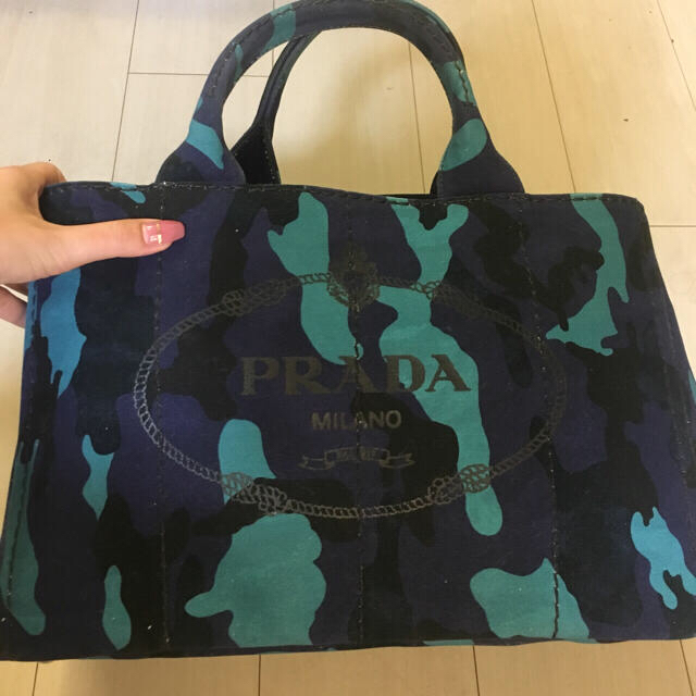 美品 PRADA カナパ カモフラ