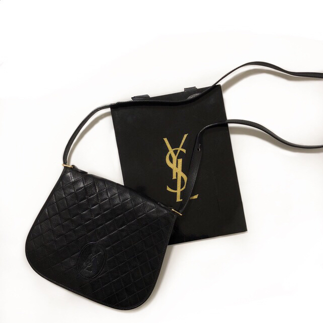 SAINT LAURENT - 美品♡レア♡イヴサンローラン♡マトラッセ♡レザーショルダーバッグ