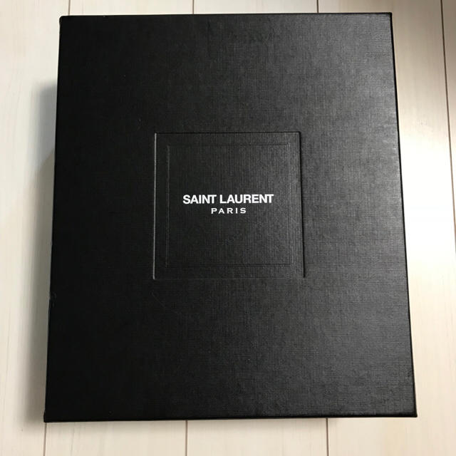 Saint Laurent(サンローラン)のSaint Laurentクラシックワイアットハーネスブーツ（ブラック／レザー) メンズの靴/シューズ(ブーツ)の商品写真