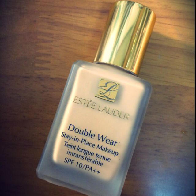 Estee Lauder(エスティローダー)のエスティーローダー / ダブルウェア コスメ/美容のベースメイク/化粧品(その他)の商品写真