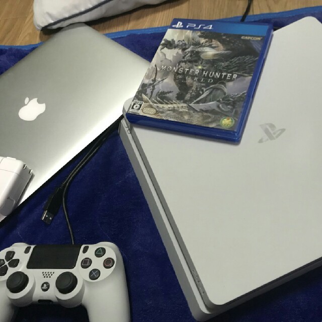 PlayStation4 - PS４(モンハン付)&MacBook Air２点セット