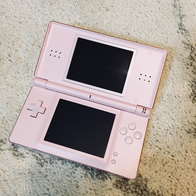 ニンテンドーDS(ニンテンドーDS)の任天堂ＤＳ Lite ノーブルピンク エンタメ/ホビーのゲームソフト/ゲーム機本体(携帯用ゲーム機本体)の商品写真