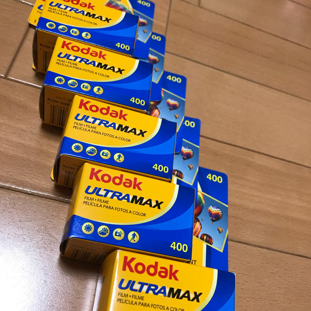 LEICA(ライカ)の新品未使用 コダック ULTRA MAX400 36枚撮り5本セット スマホ/家電/カメラのカメラ(フィルムカメラ)の商品写真