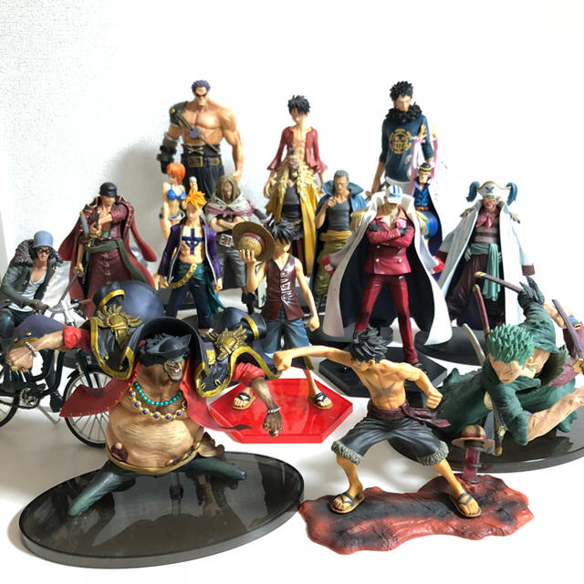 ONE PIECEフィギュアセット