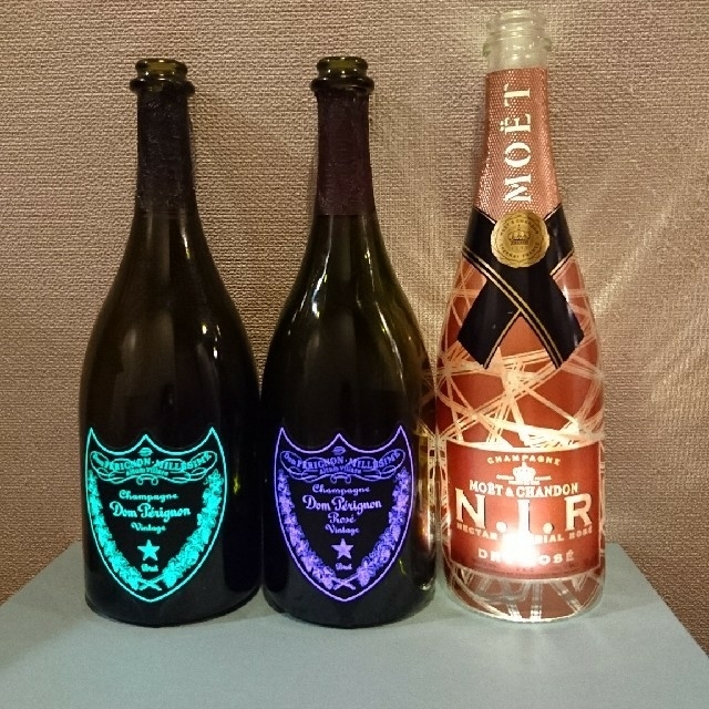 Dom Pérignon - LOHさん専用！光るシャンパン空瓶セット！の通販 by のの's shop｜ドンペリニヨンならラクマ