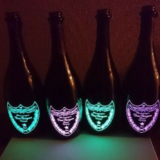 ドンペリニヨン(Dom Pérignon)の光るドンペリルミナス白、ピンク空瓶4本セット！(シャンパン/スパークリングワイン)