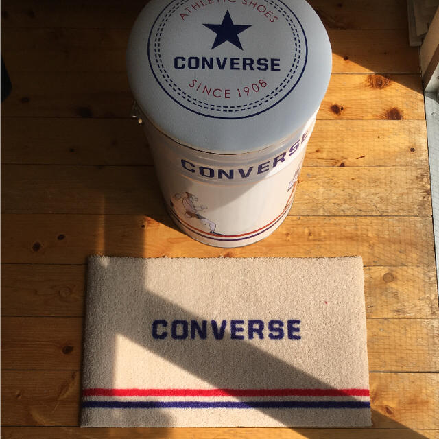 CONVERSE(コンバース)のコンバースノベルティ CONVERSE マットレス ゴミ箱 エンタメ/ホビーのコレクション(ノベルティグッズ)の商品写真