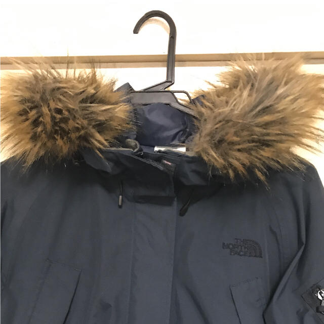 THE NORTH FACE(ザノースフェイス)のTHE NORTH FACE グレーストリクライメイトダウンパーカー Lサイズ レディースのジャケット/アウター(ダウンジャケット)の商品写真