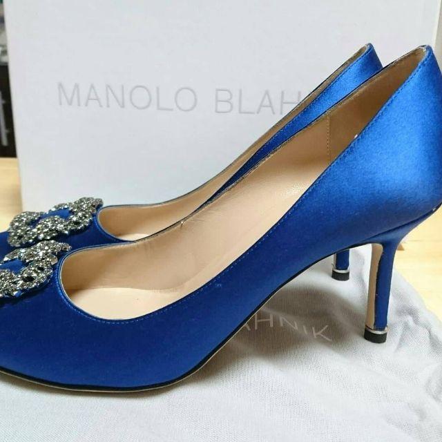 MANOLO BLAHNIK(マノロブラニク)の12時まで値下げ!マノロブラニク　ハンギシ　ロイヤルブルー　24.5　 レディースの靴/シューズ(ハイヒール/パンプス)の商品写真