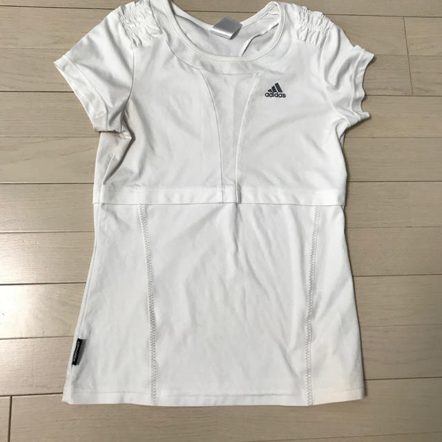 adidas(アディダス)の美品アディダスシャツsizeL スポーツ/アウトドアのテニス(ウェア)の商品写真