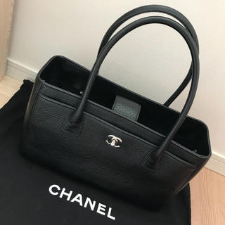 CHANEL - CHANEL エグゼクティブトートの通販 by My Cｌoｓe t