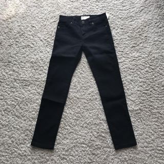 エイチアンドエム(H&M)のデニムパンツ BLACK(パンツ/スパッツ)