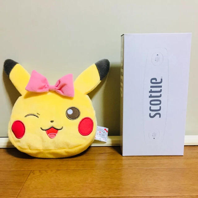 ポケモン(ポケモン)のGirlish PIKACHU ぬいぐるみポーチ  レディースのファッション小物(ポーチ)の商品写真